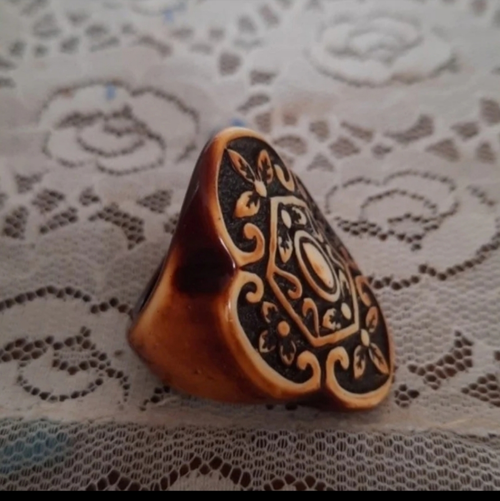 Embossed Statement Ring! - Picture 3 of 4